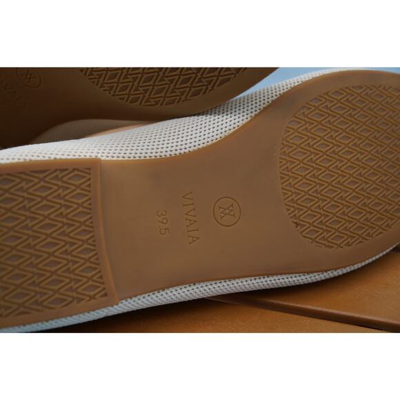 Vivaia, Round-Toe Embroidered Loafers (Audrey) - cream ivory-bee happy. Sz 39.5 - Picture 11 of 11